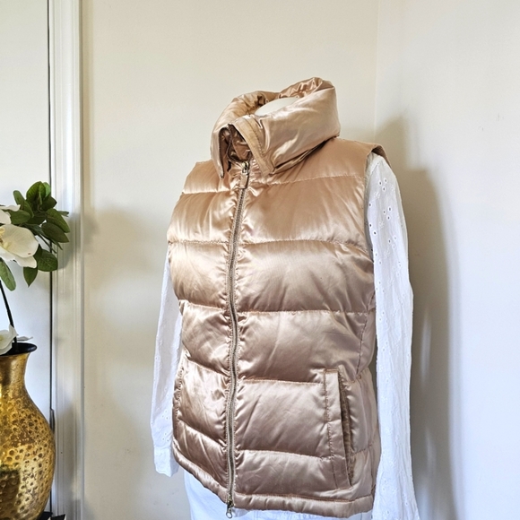 Women’s Talbots Duck Down Feather Vest Gold In Color Zip Up ,Pockets, Medium - Picture 7 of 13